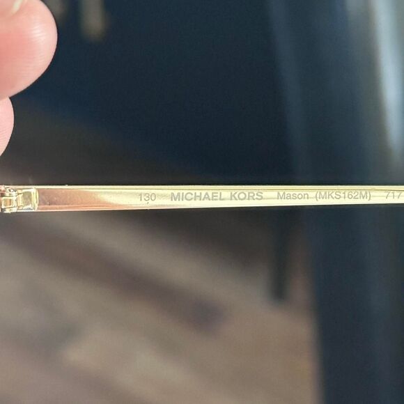 Michael Kors Designer Aviator Style Sunglasses - Picture 7 of 8